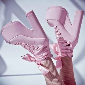 LIKE NEW YRU BALLERINA PLATFORMS